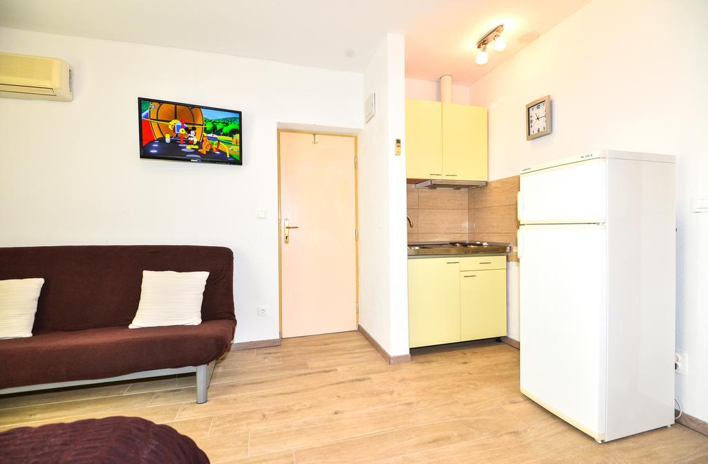 Apartments Sonja Tučepi المظهر الخارجي الصورة