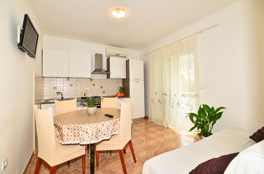 Apartments Sonja Tučepi المظهر الخارجي الصورة